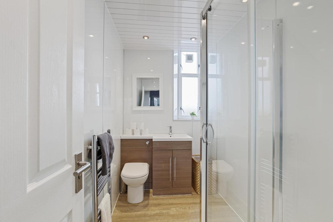 Lovely 3 Bedroom Apartment In Aberdeen Centre Zewnętrze zdjęcie